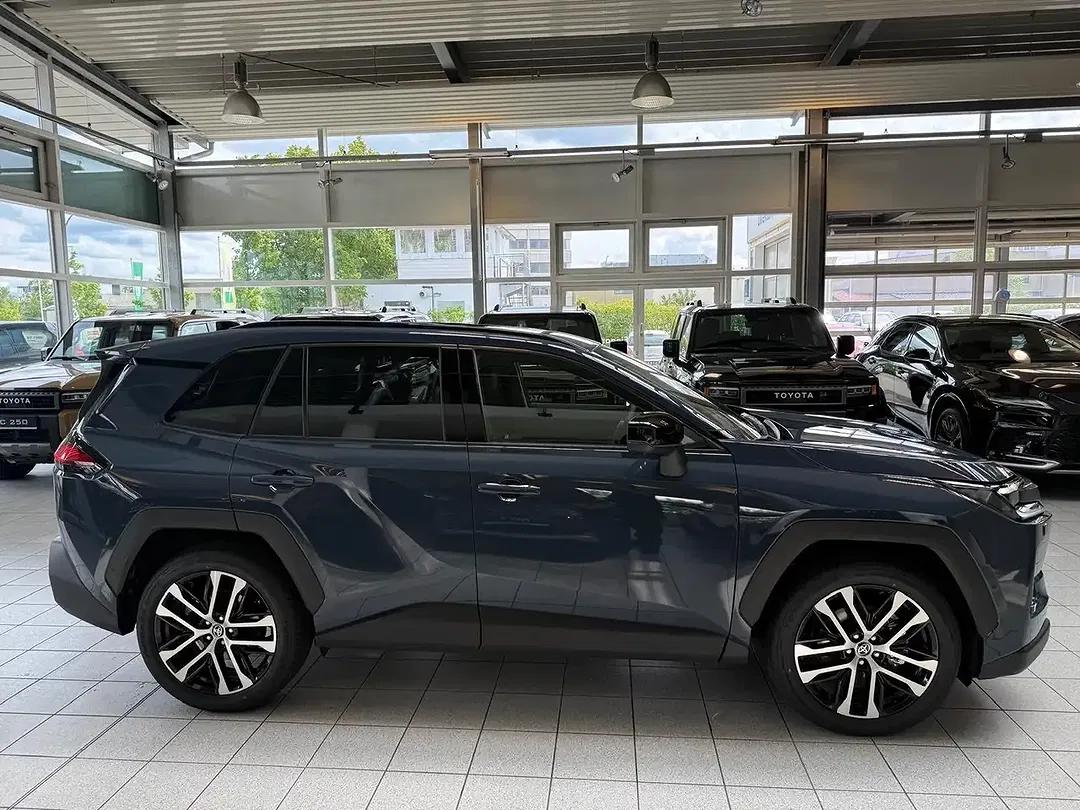 Toyota RAV 4 - Thumbnail 12