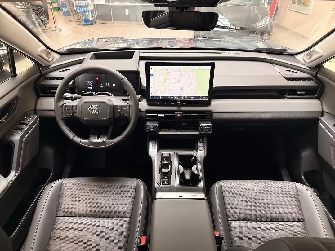 Toyota RAV 4 - Thumbnail 15