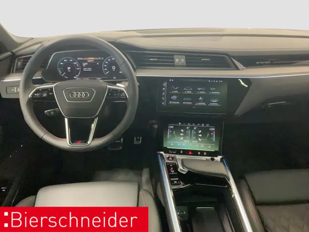 Audi Q8 - Thumbnail 11