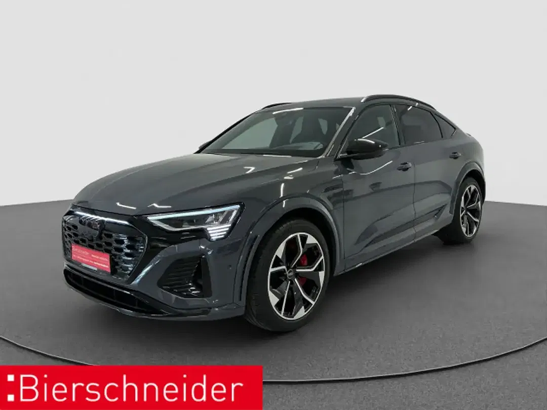 Audi Q8 - Thumbnail 1