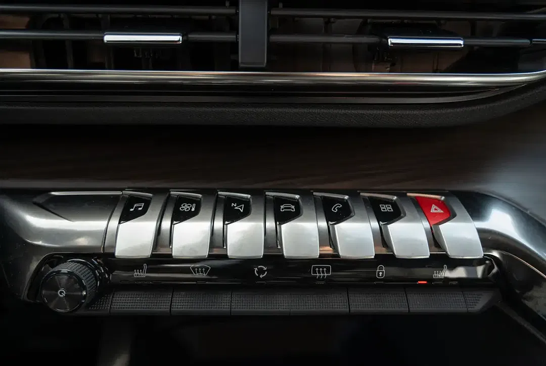 Peugeot 5008 - Thumbnail 10