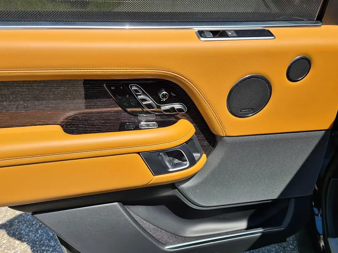 Land Rover Range Rover - Thumbnail 10