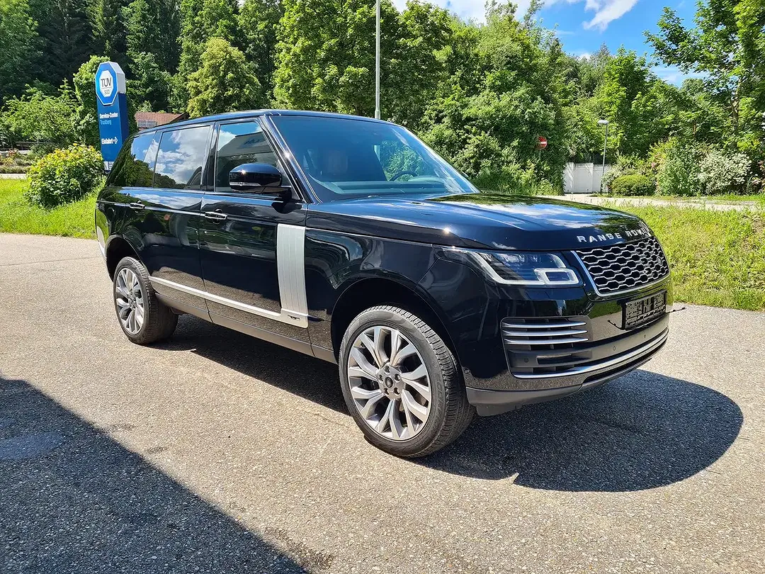Land Rover Range Rover - Thumbnail 3
