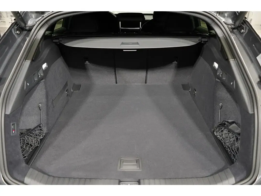 Audi A6 - Thumbnail 11