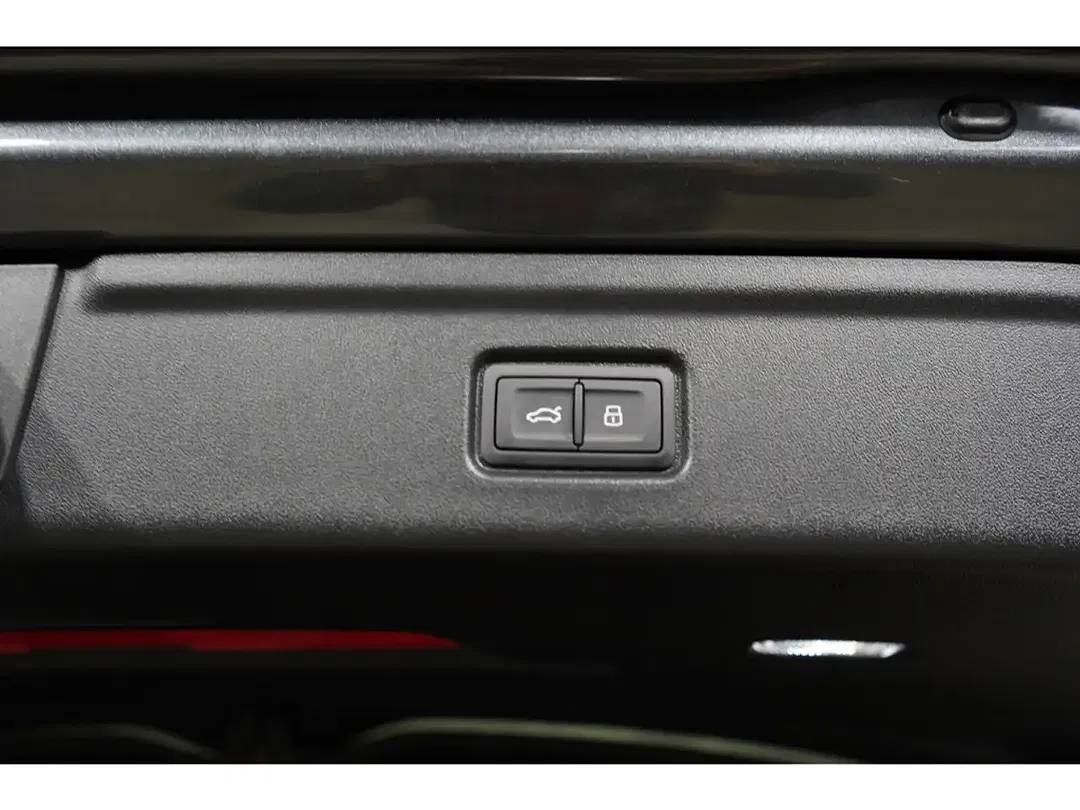 Audi A6 - Thumbnail 12