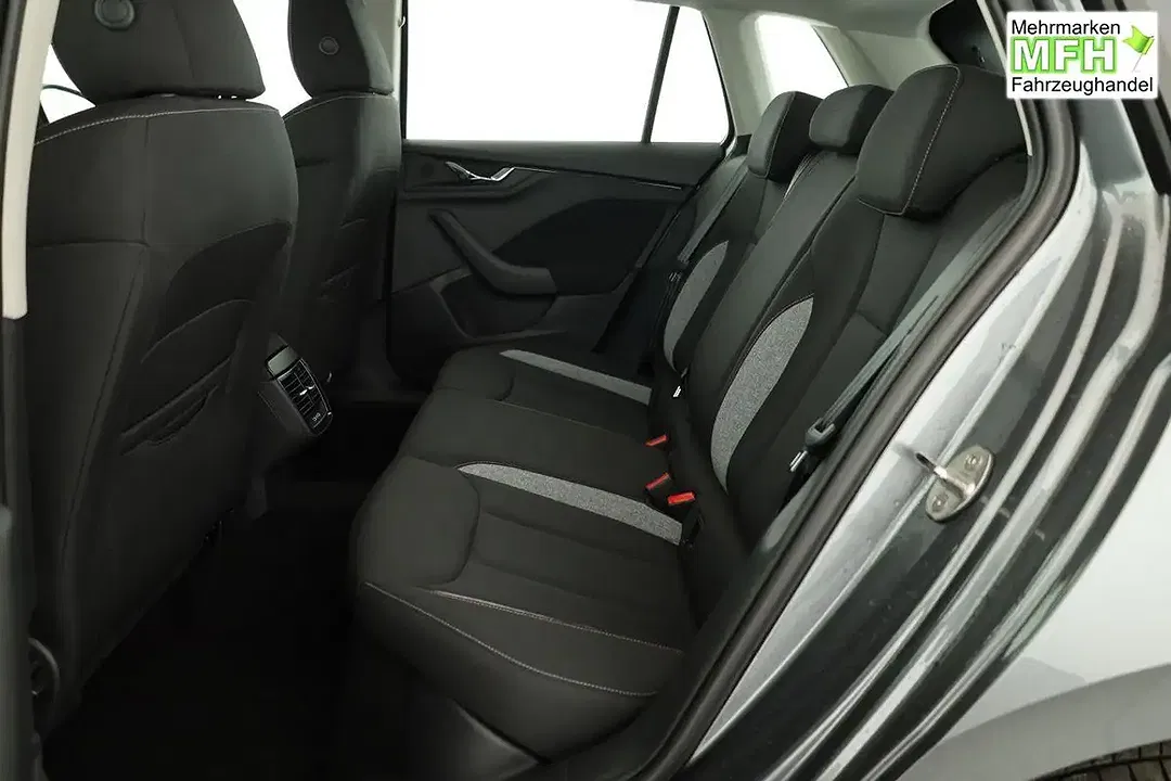 Skoda Kamiq - Thumbnail 9