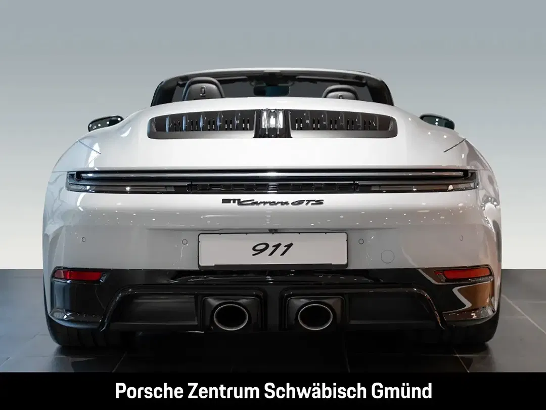 Porsche 992 - Thumbnail 11