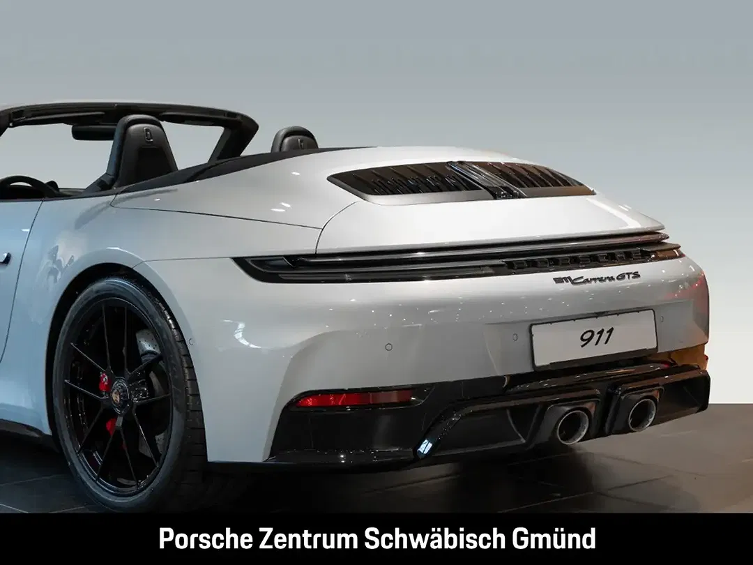 Porsche 992 - Thumbnail 12