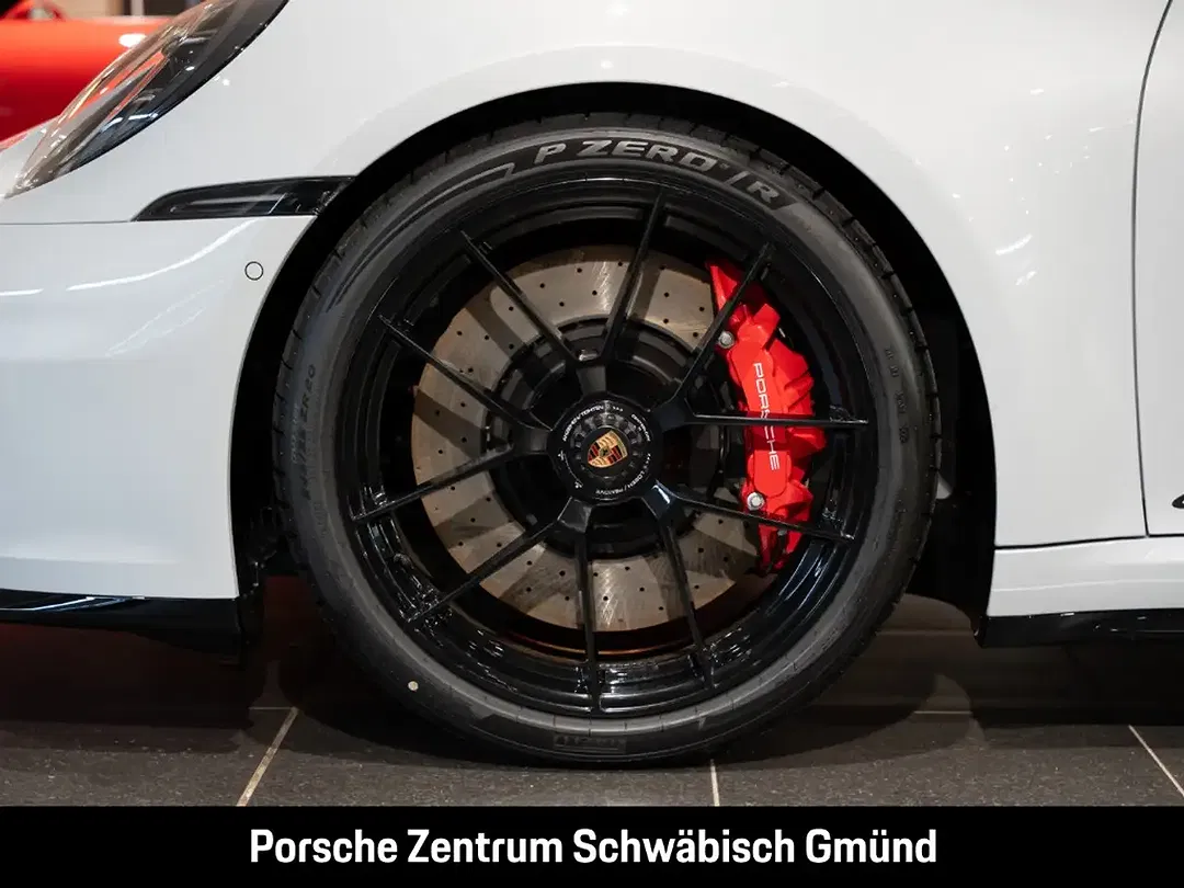 Porsche 992 - Thumbnail 15