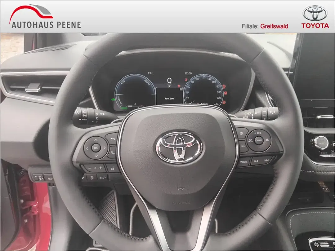 Toyota Corolla - Thumbnail 14