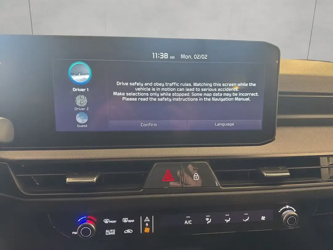 Kia Stonic - Thumbnail 13