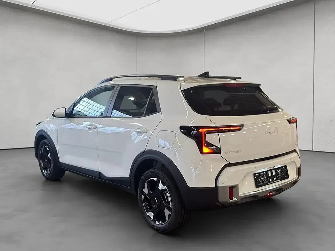 Kia Stonic - Thumbnail 3
