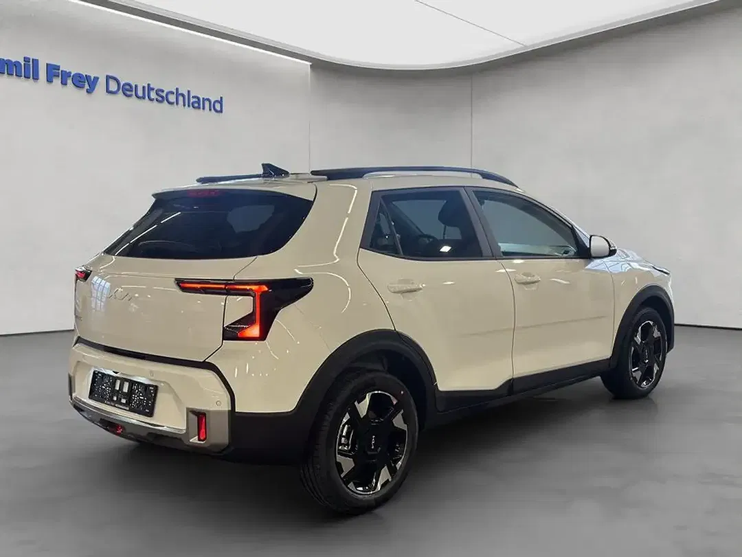 Kia Stonic - Thumbnail 6