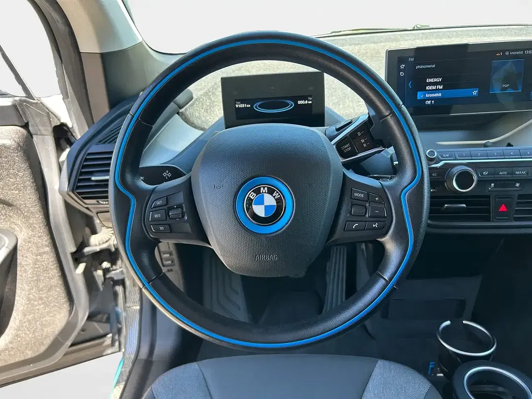 BMW i3 - Thumbnail 13