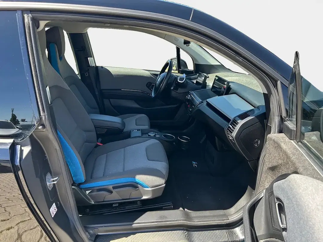 BMW i3 - Thumbnail 15