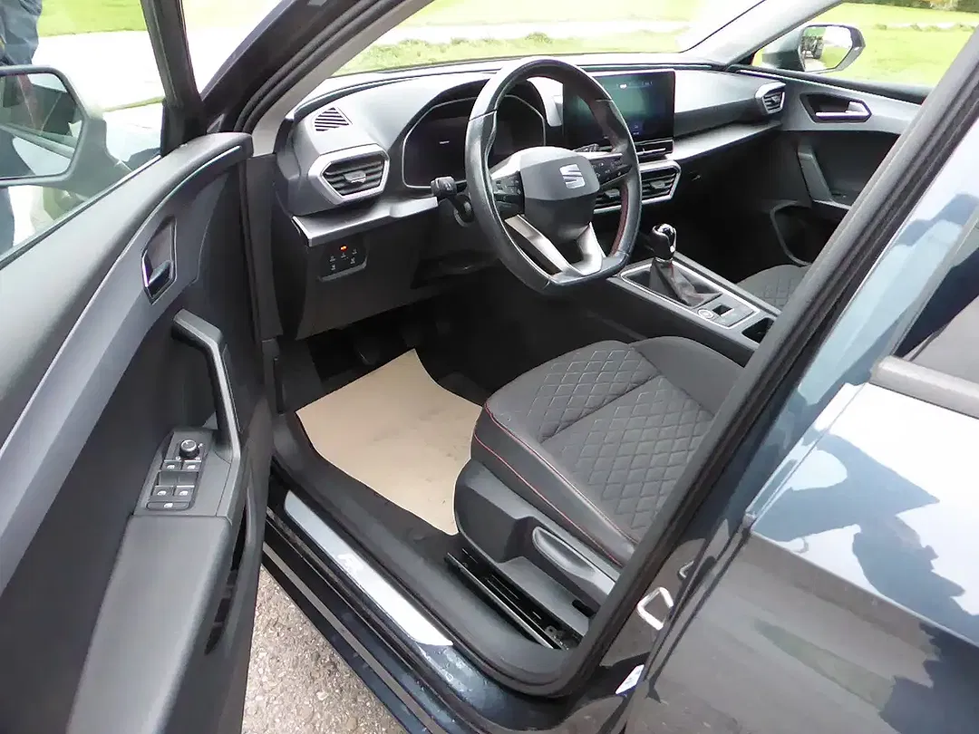 SEAT Leon - Thumbnail 7