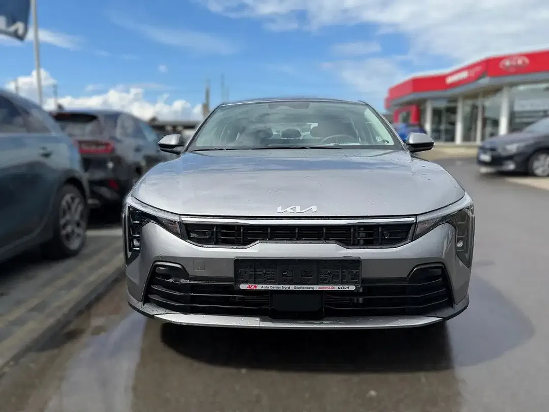 Kia K4 - Thumbnail 2