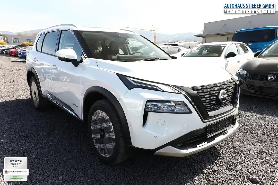 Nissan X-Trail - Thumbnail 2