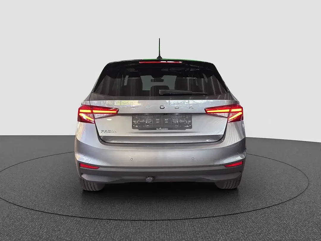 Skoda Fabia - Thumbnail 5