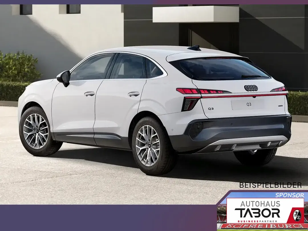 Audi Q3 - Thumbnail 3