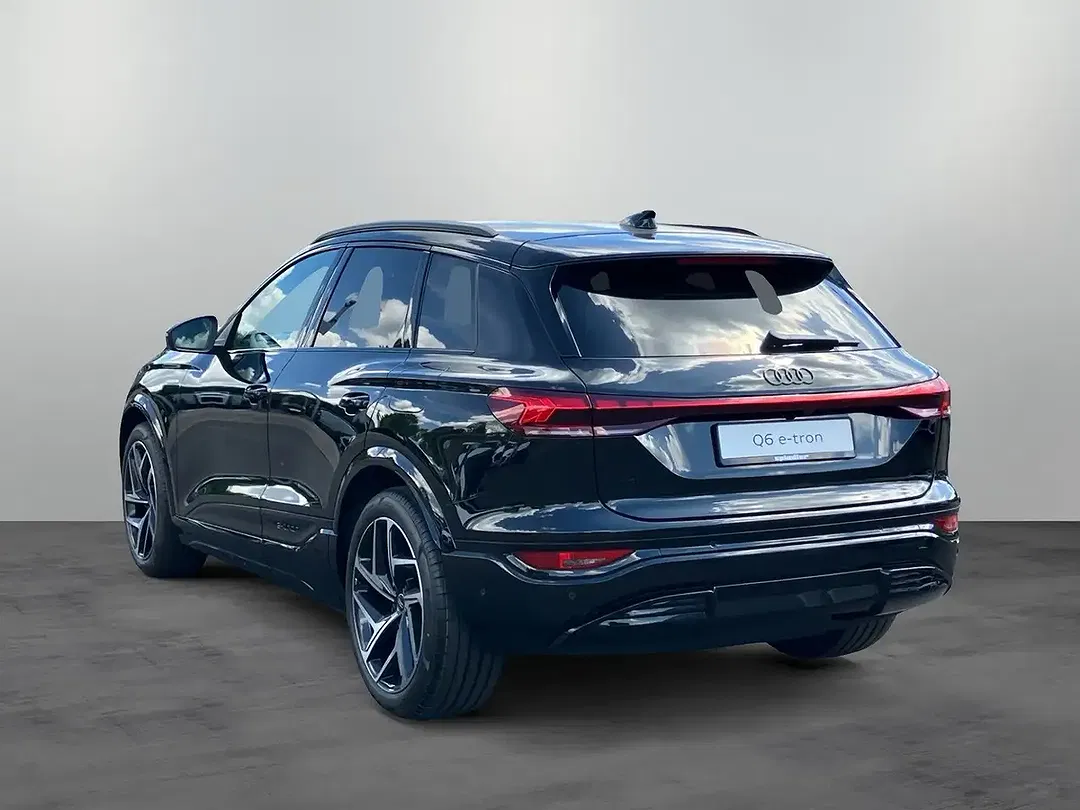 Audi Q6 e-tron - Thumbnail 2