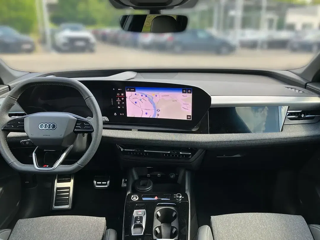 Audi Q6 e-tron - Thumbnail 8