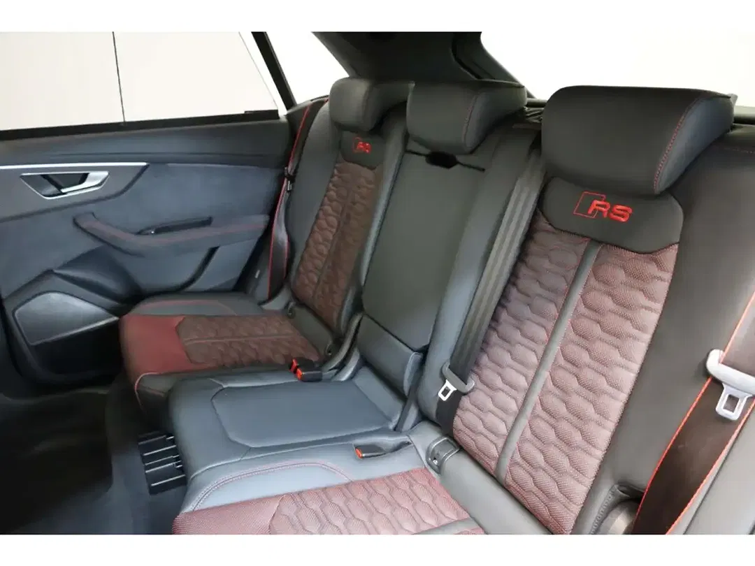 Audi RS Q8 - Thumbnail 10