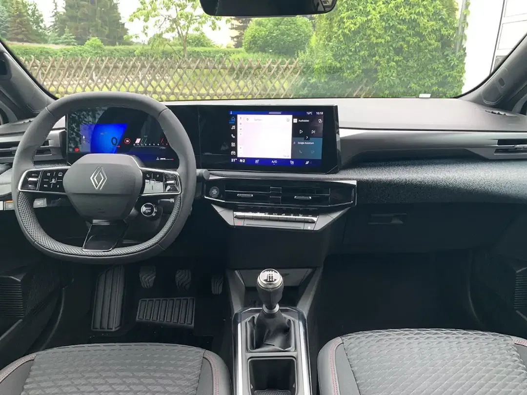 Renault Clio - Thumbnail 14