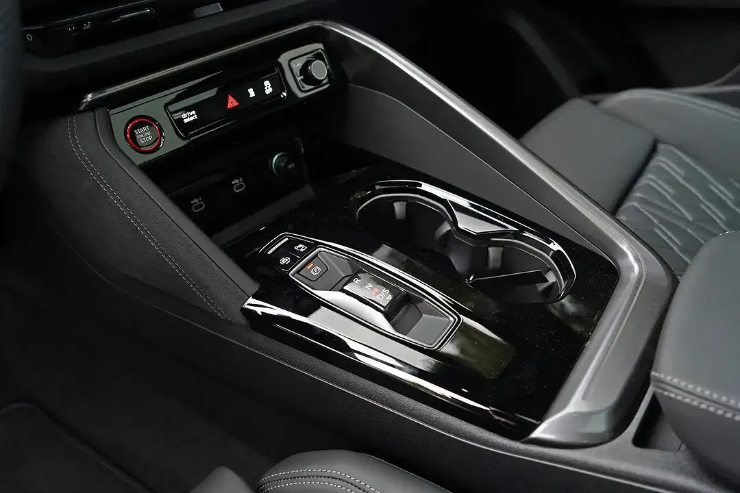 Audi SQ5 - Thumbnail 11