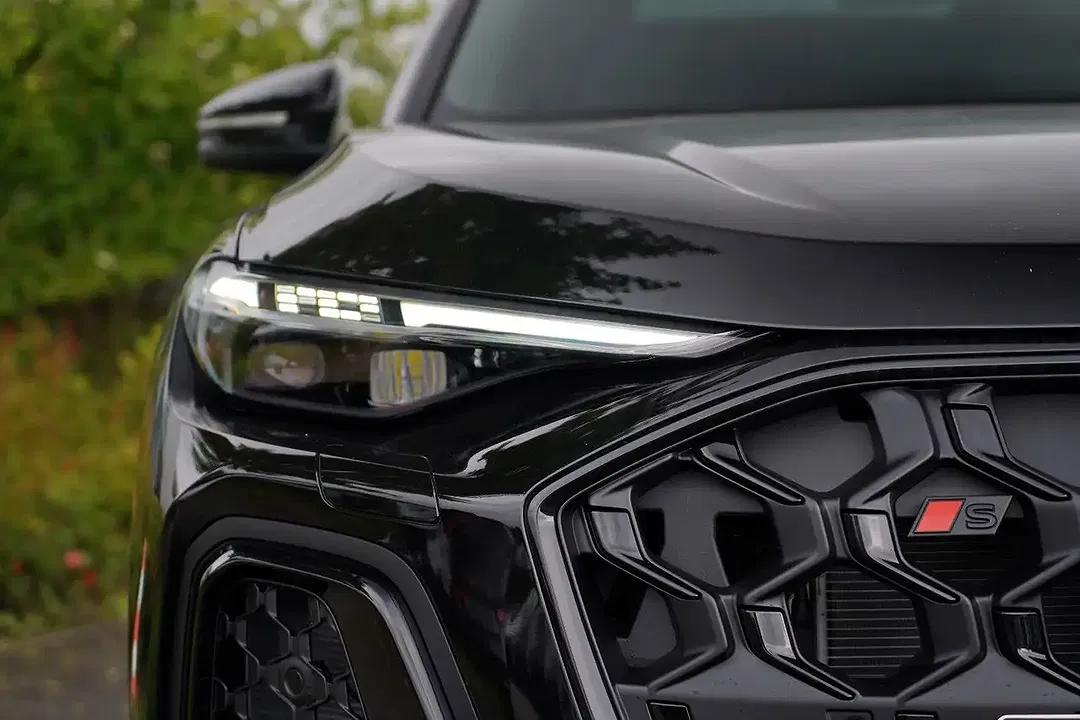 Audi SQ5 - Thumbnail 4