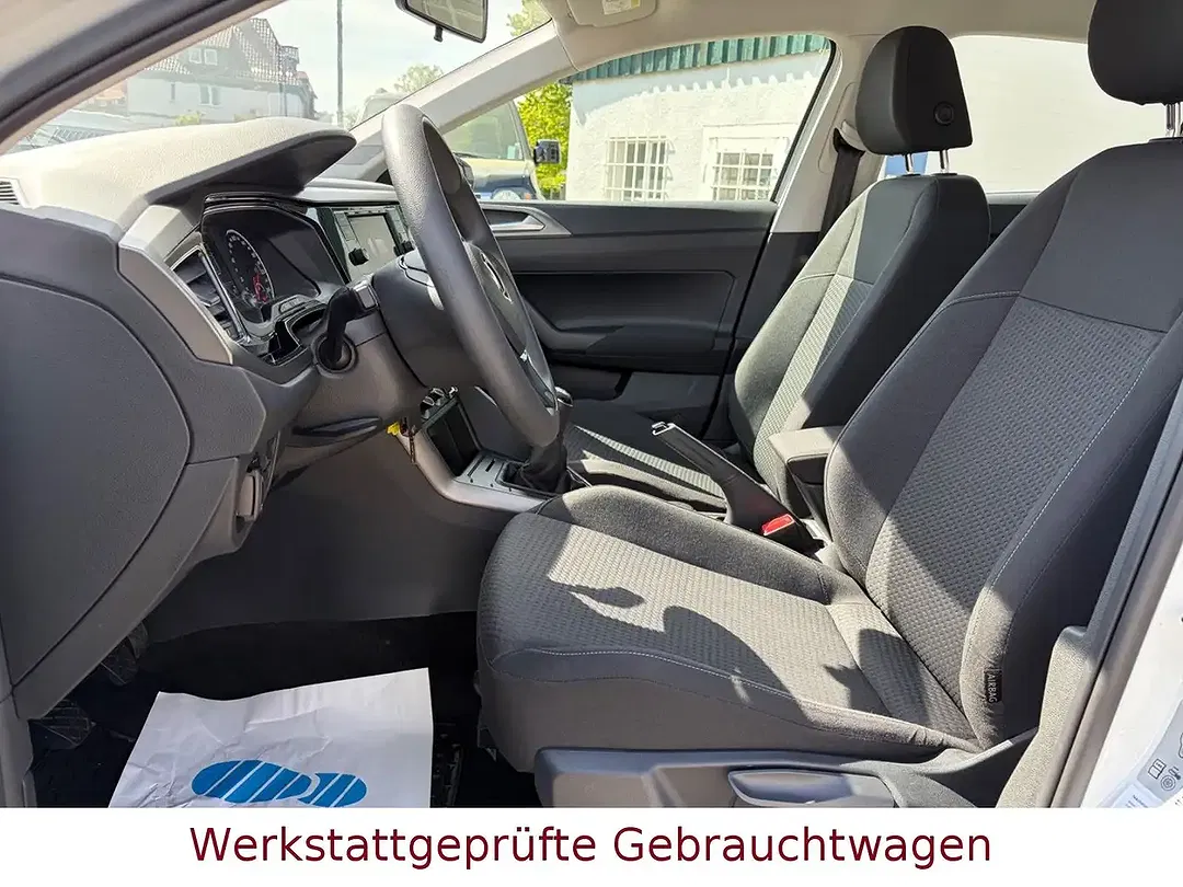 Volkswagen Polo - Thumbnail 12