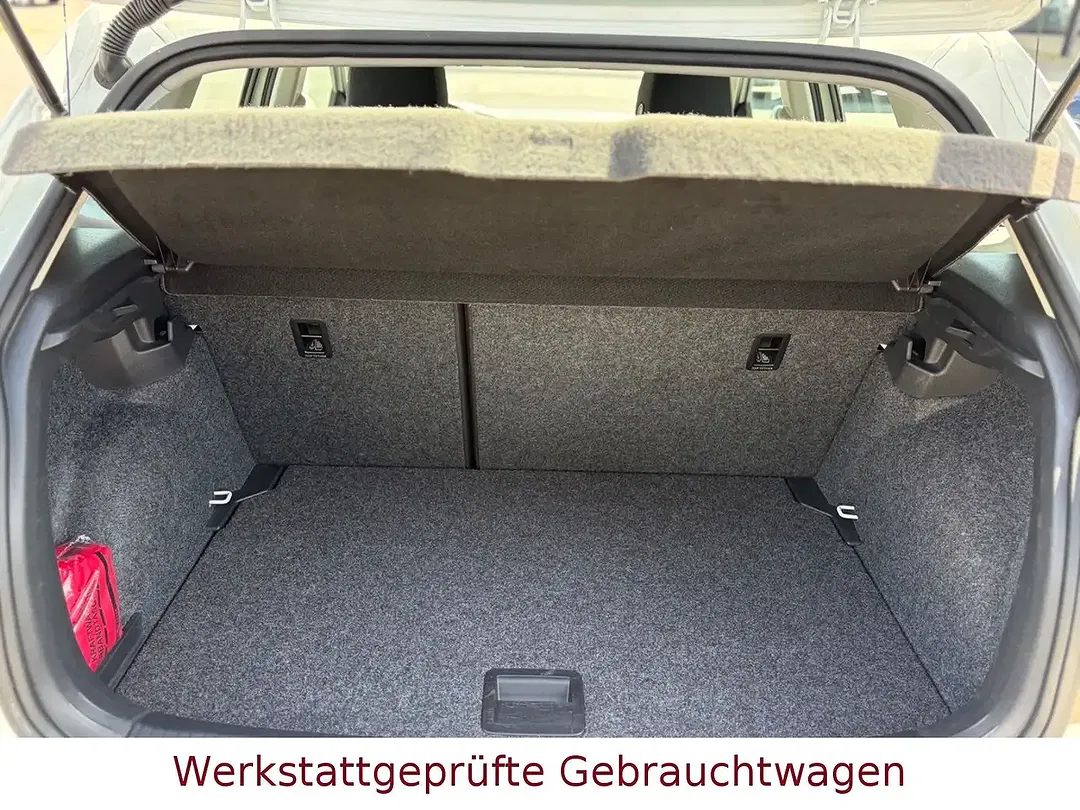 Volkswagen Polo - Thumbnail 16