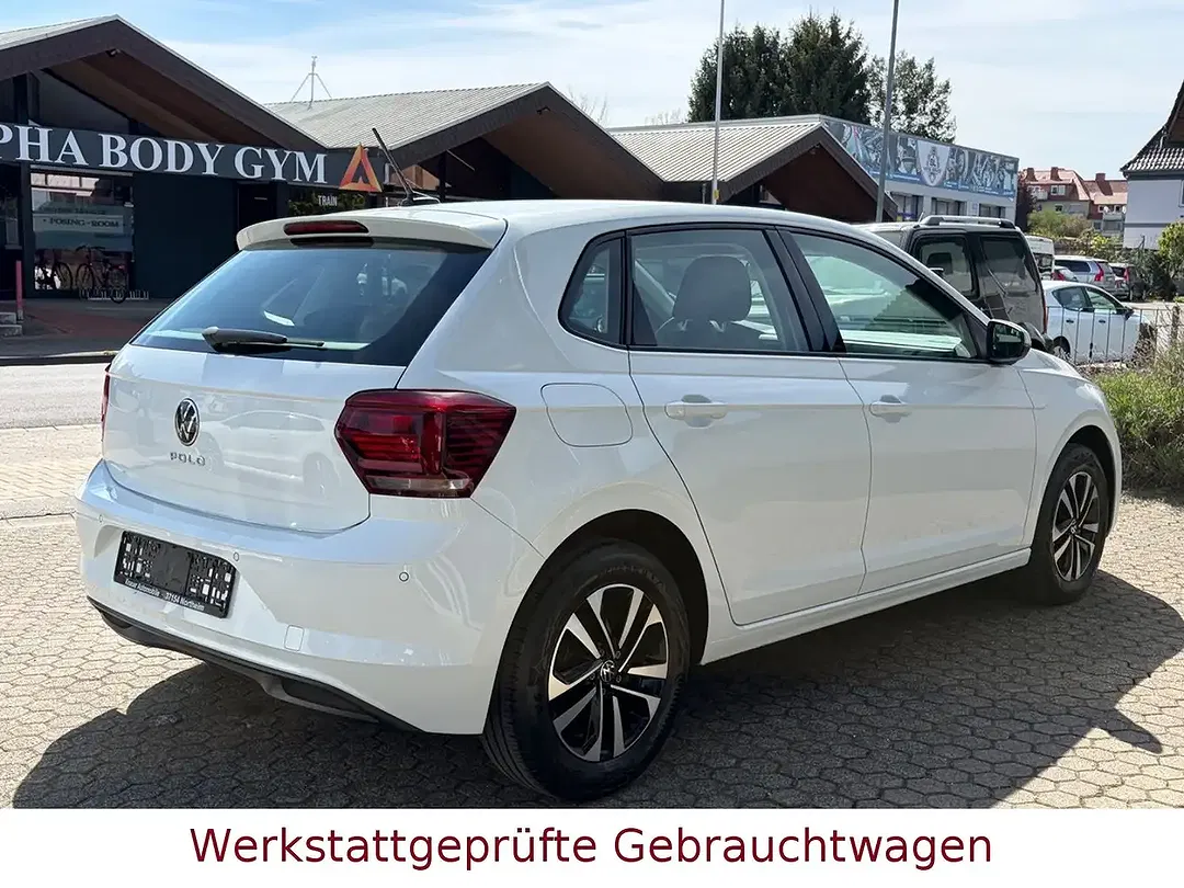 Volkswagen Polo - Thumbnail 8