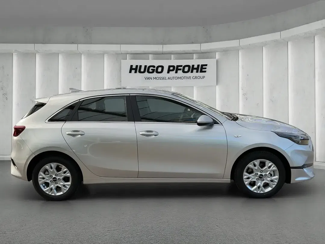 Kia Ceed / cee'd - Thumbnail 3