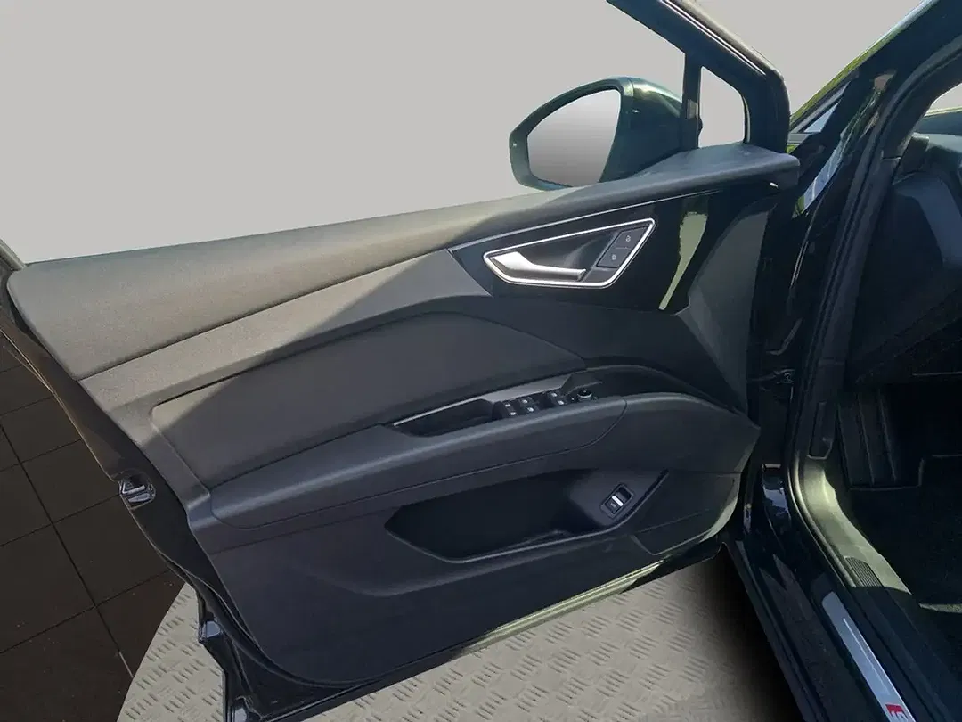Audi Q4 e-tron - Thumbnail 10