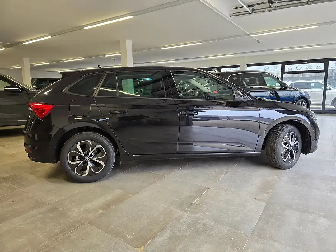 Skoda Scala - Thumbnail 3