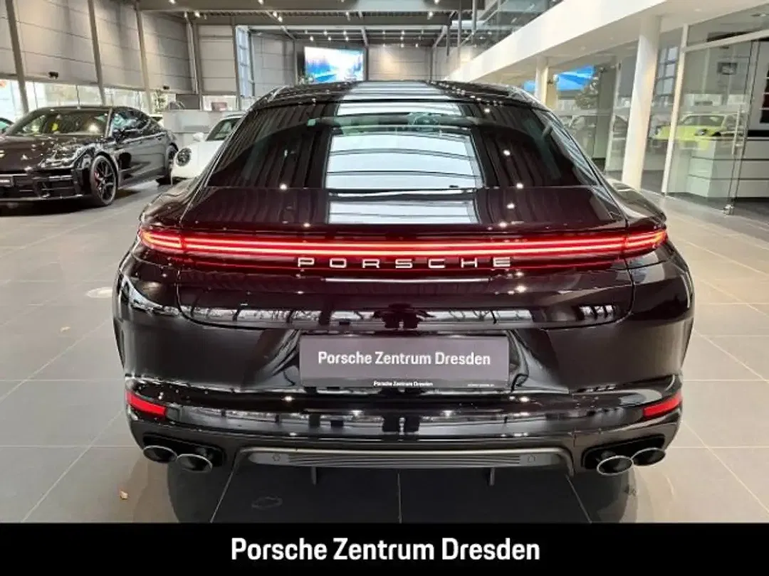 Porsche Panamera - Thumbnail 10