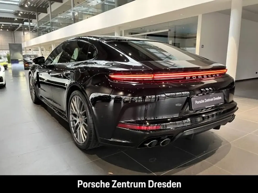 Porsche Panamera - Thumbnail 3