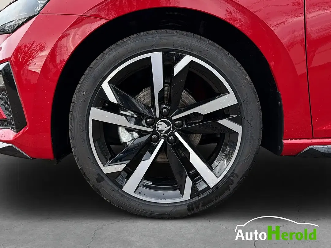 Skoda Scala - Thumbnail 4