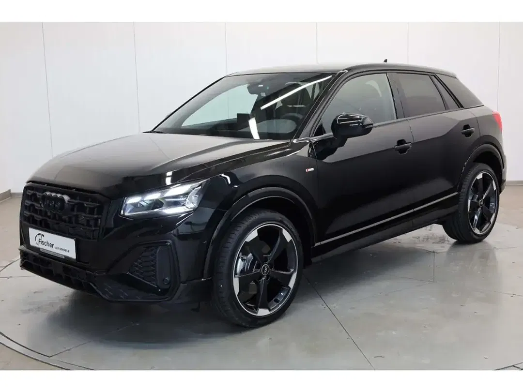 Audi Q2 - Thumbnail 1