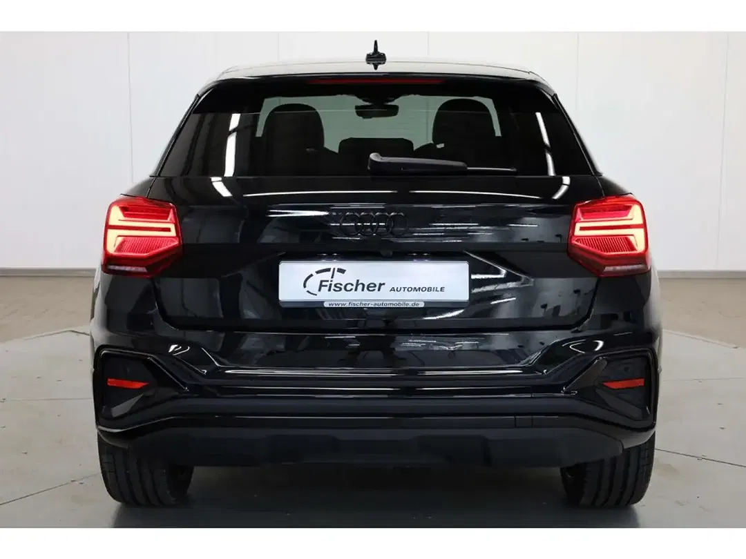 Audi Q2 - Thumbnail 5