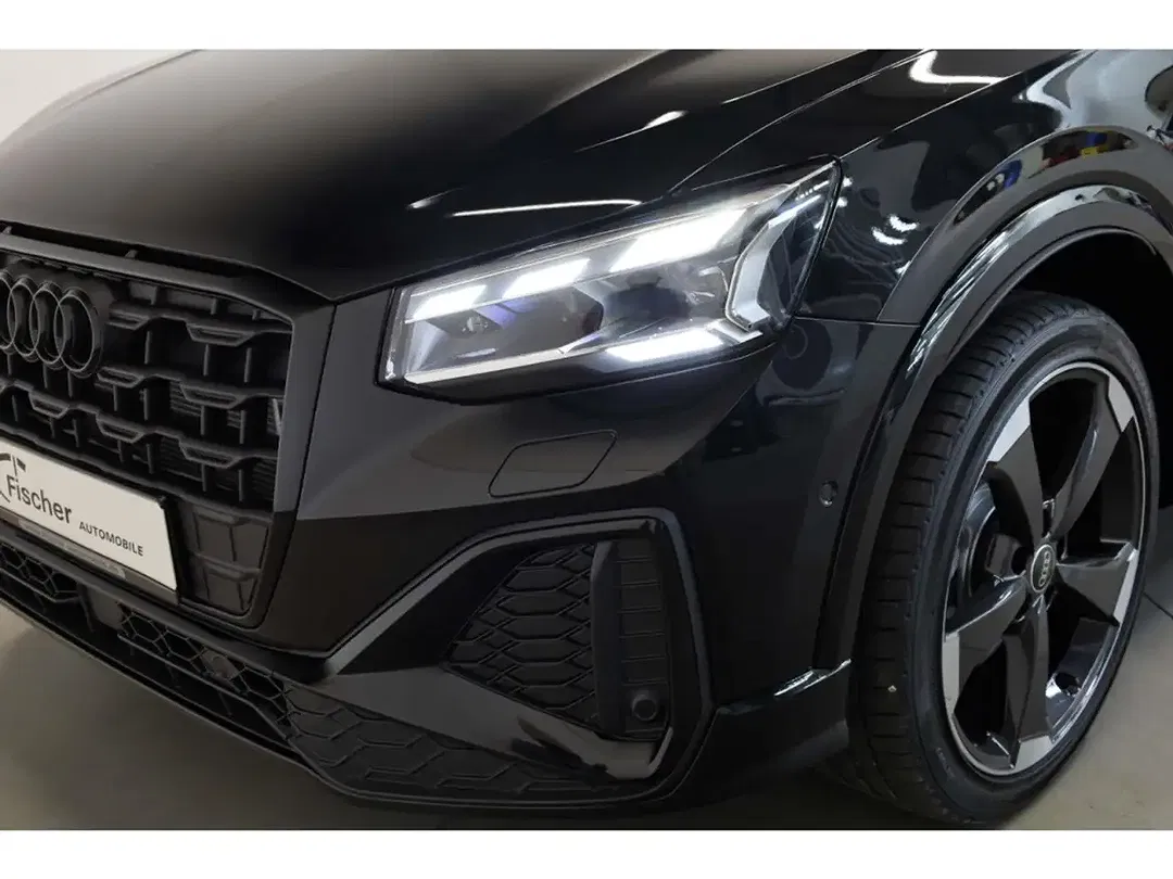 Audi Q2 - Thumbnail 6