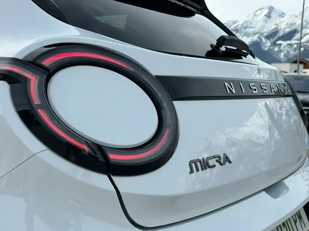 Nissan Micra - Thumbnail 11