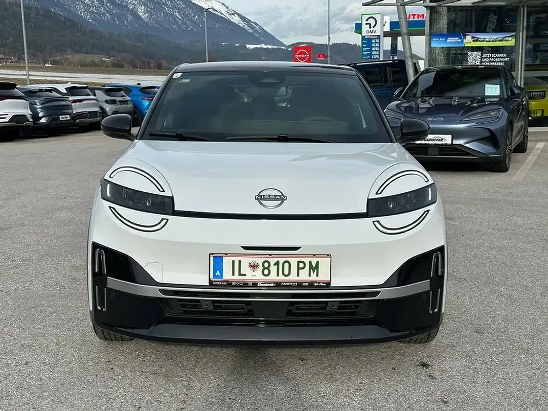 Nissan Micra - Thumbnail 9