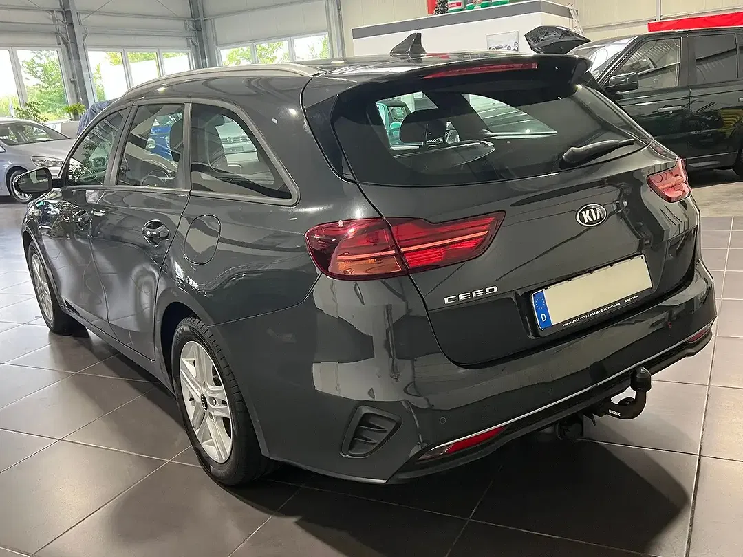Kia Ceed SW / cee'd SW - Thumbnail 3