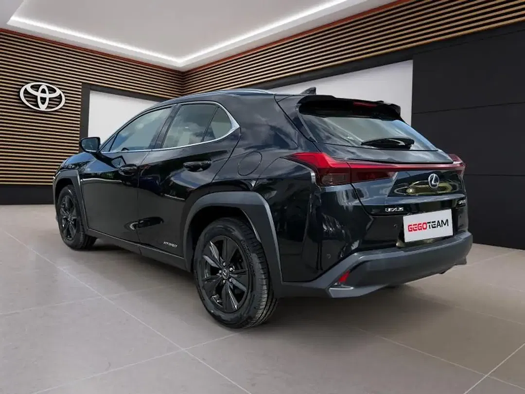 Lexus UX 250h - Thumbnail 4