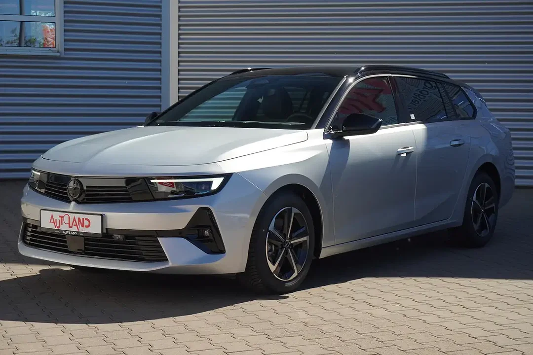 Opel Astra - Afbeelding 1