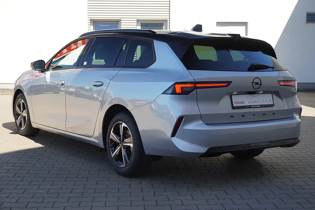 Opel Astra - Thumbnail 7