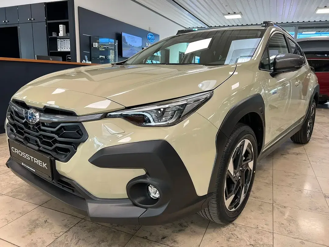 Subaru Crosstrek - Thumbnail 1