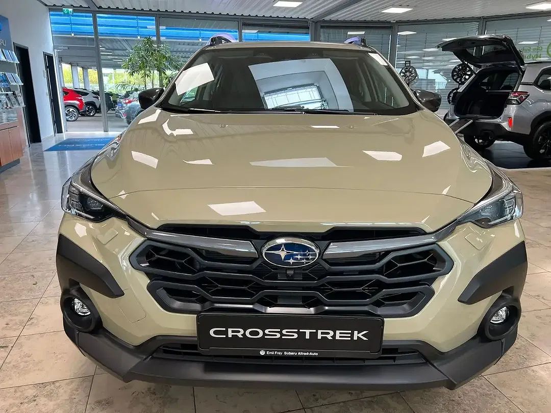 Subaru Crosstrek - Thumbnail 8